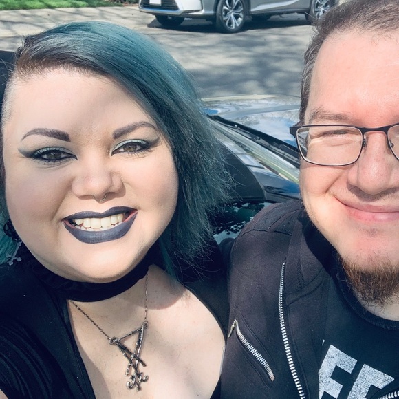 Meet your Posher, Ana - Picture 5 of 7